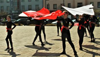 Tomaszów w biało-czerwonych barwach