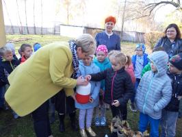  Przedszkolaki świętują 100-lecie odzyskania niepodległości przez Polskę