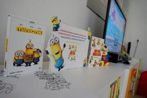 Minionki rozrabiają, czyli bajanie na szklanym ekranie w MBP