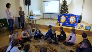 Dzień babci i dziadka - lekcja biblioteczna dla najmłodszych czytelników 